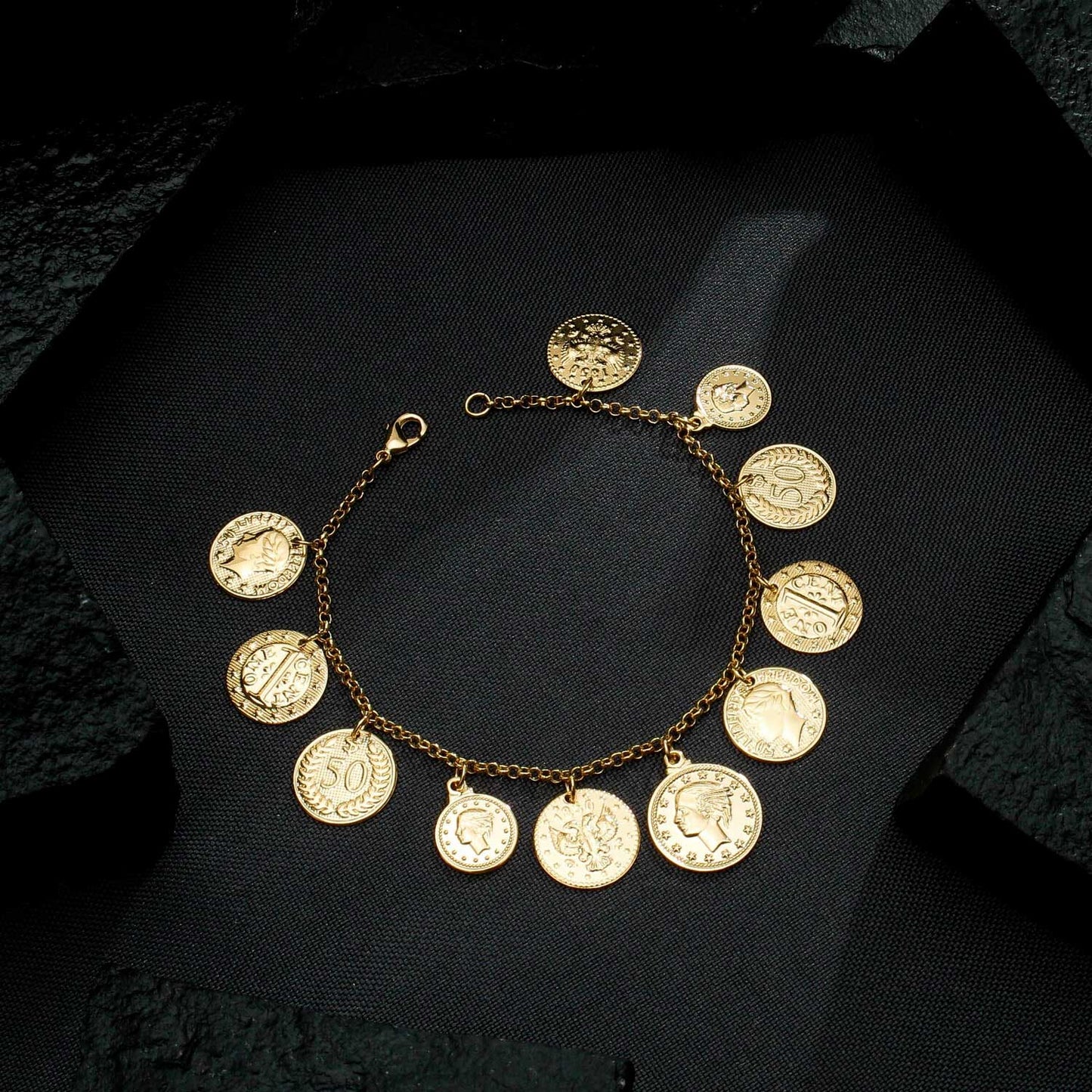 Pulseira Dourada de Moedas Antigas – Pièces Anciennes Simplicité