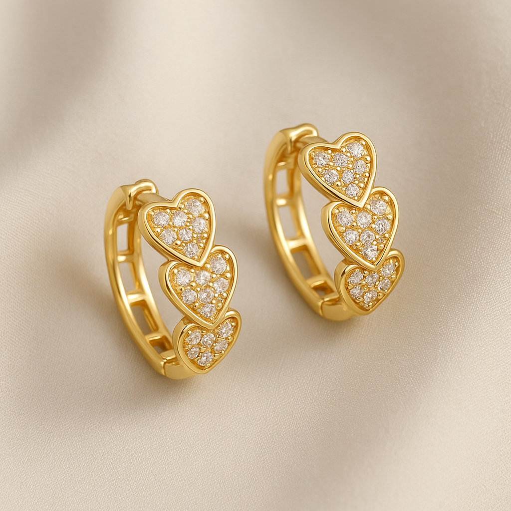 Cœur Brillant – Brinco de Corações com Zircônias Dourado