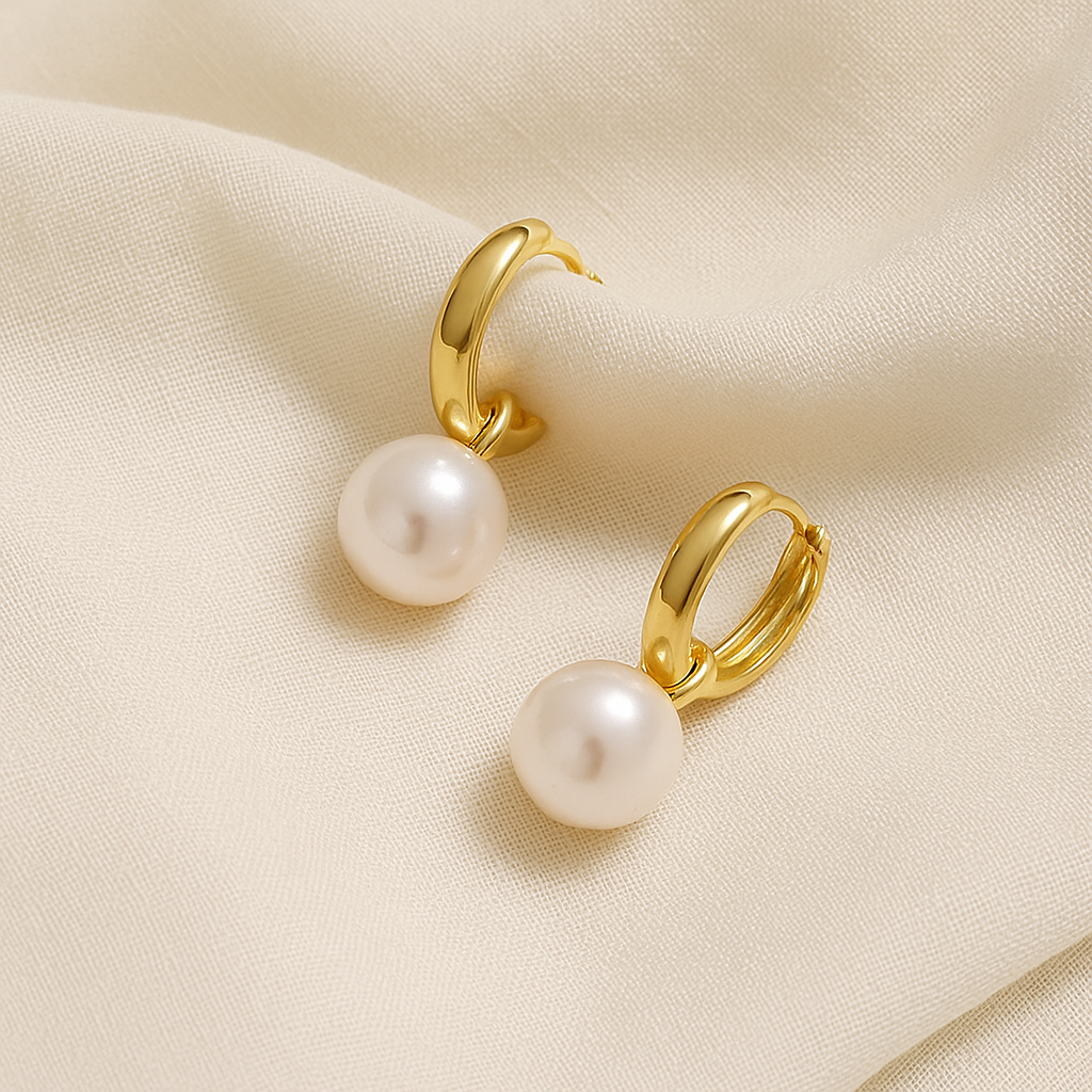 Perle Élégance – Brinco de Argola com Pérola Dourado