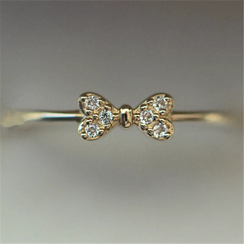 Anel Prata 925 Laço Micro Zircônia Banhado Ouro – Nœud Brillant Simplicité