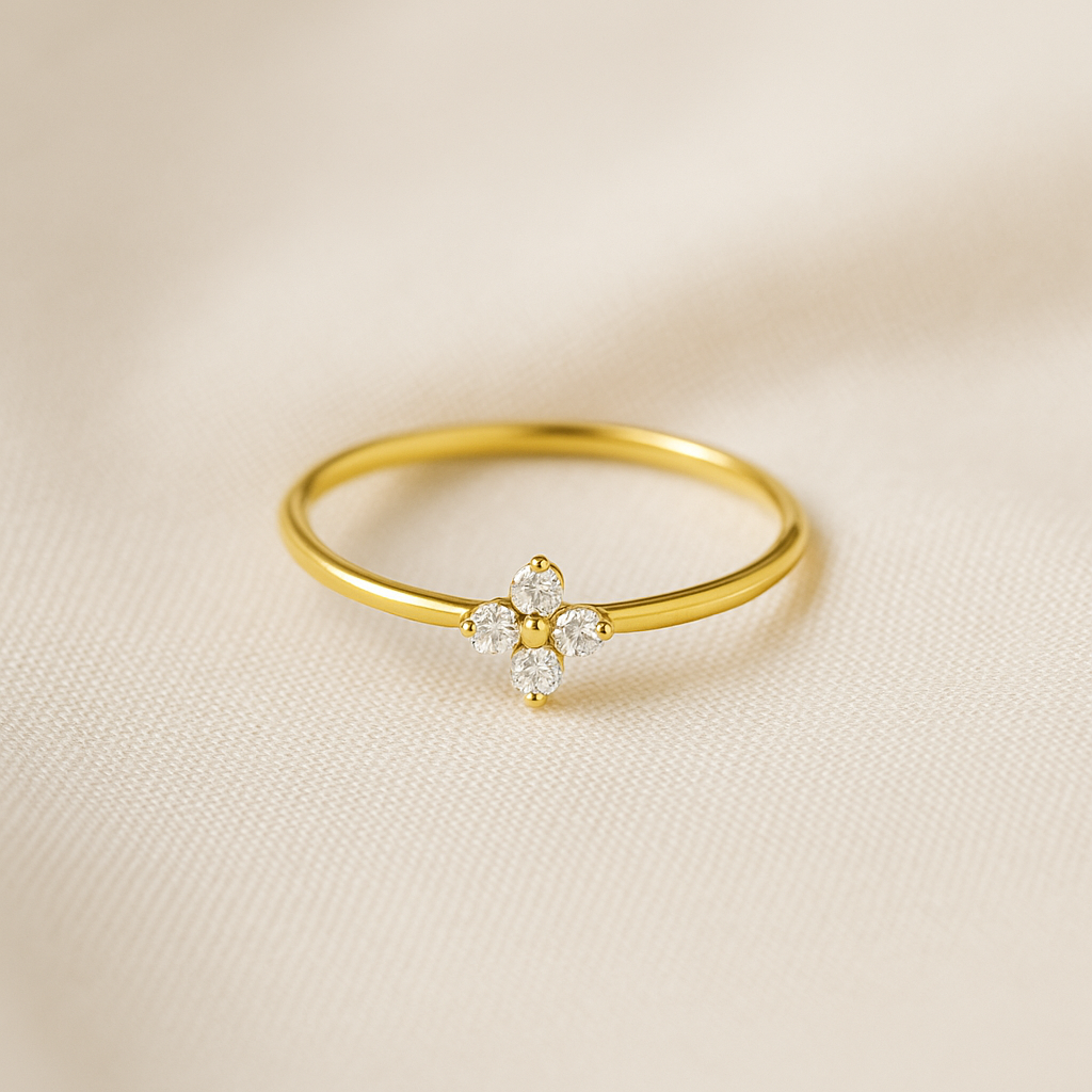 Trèfle d’Or – Anel de Trevo com Zircônia