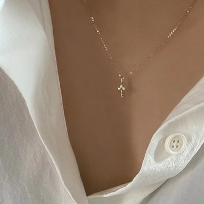 Colar Prata 925 Pingente Chave Mini Banhado Ouro – Petite Clé Simplicité