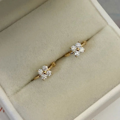Brinco prata 925 argola trevo banhado ouro 18k com zircônia - Loja Simplicité