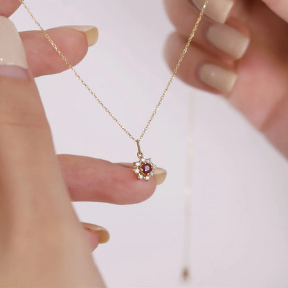Colar Pingente Sol Zircônia Vermelha Prata 925 – Soleil Zircone Simplicité