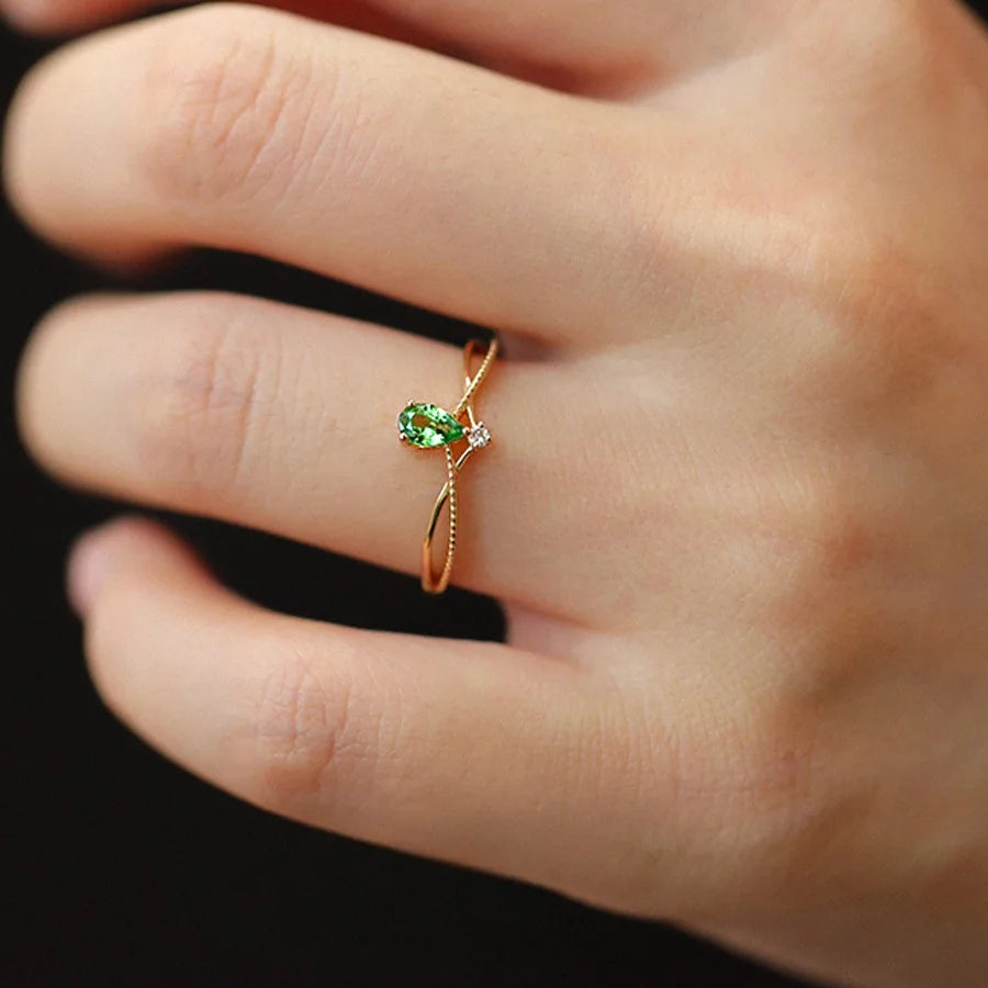 Anel Dourado Gota Verde Zircônia Prata 925 – Goutte Émeraude Simplicité