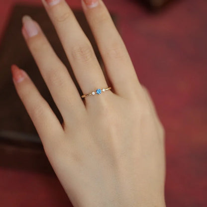 Anel Dourado Zircônia Azul Prata 925 – Saphir Bleu Simplicité