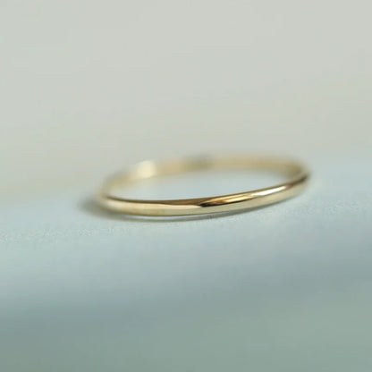 Anel Dourado Fino Minimalista Prata 925 – Ligne d'Or Simplicité
