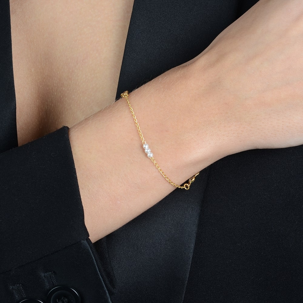 Pulseira dourada Perle Étincelante Simplicité em detalhe