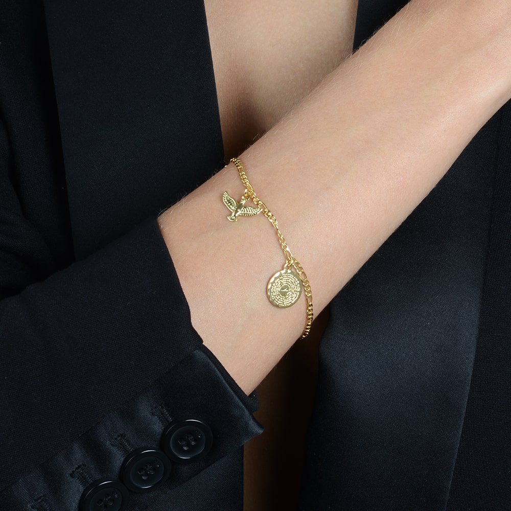 Pulseira dourada Bracelet du Notre Père Simplicité em detalhe