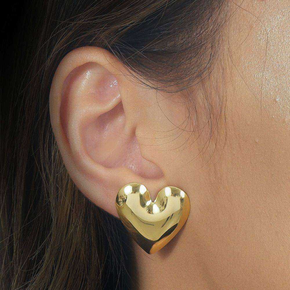 Brinco dourado Cœur Lisse Simplicité em detalhe