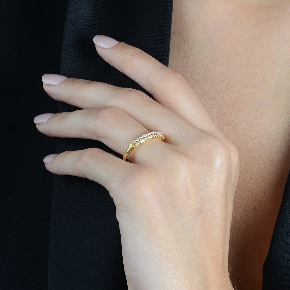 Anel dourado Bague Double Anneau Serti Simplicité em detalhe