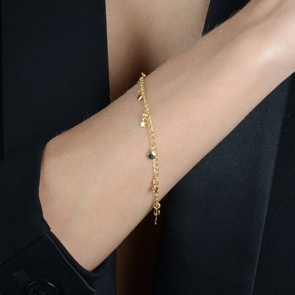 Pulseira dourada Cœur et Étoile Simplicité em detalhe
