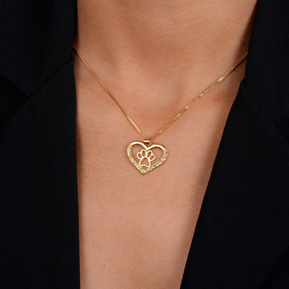 Colar dourado pet Cœur et Patte Simplicité em detalhe