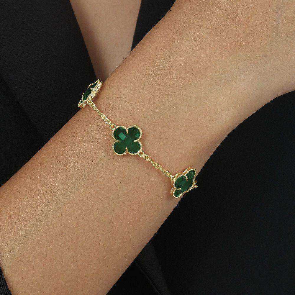 Pulseira dourada Bracelet Trèfles Émeraude Simplicité em detalhe