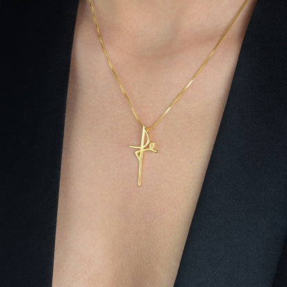 Colar dourado religioso Croix d'Espérance Simplicité em detalhe