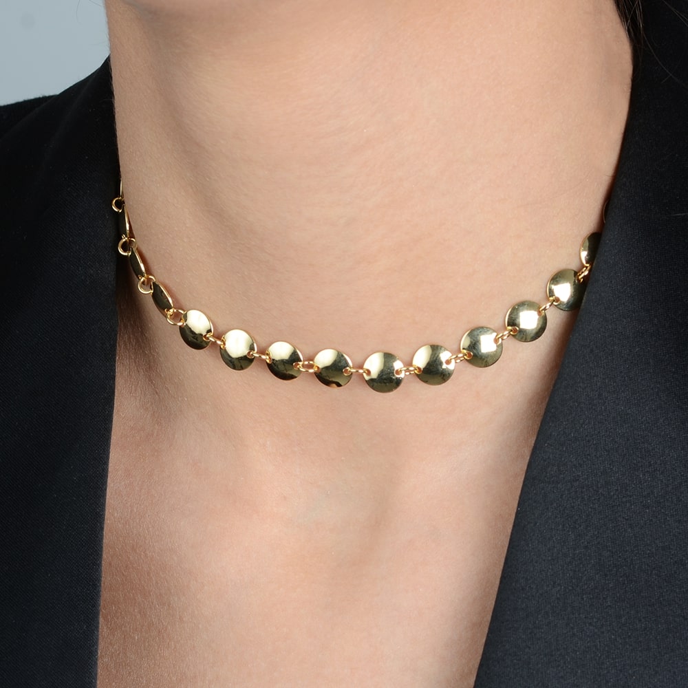 Choker dourada Ras-de-Cou Perlé Simplicité em detalhe