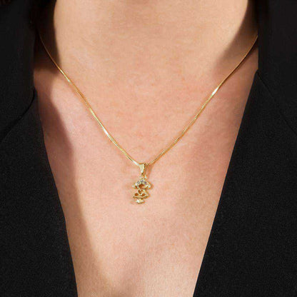 Colar dourado Fille Chérie Simplicité em detalhe
