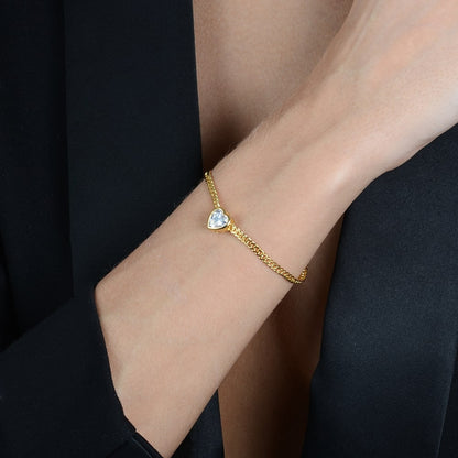 Pulseira dourada Cœur de Cristal Simplicité em detalhe