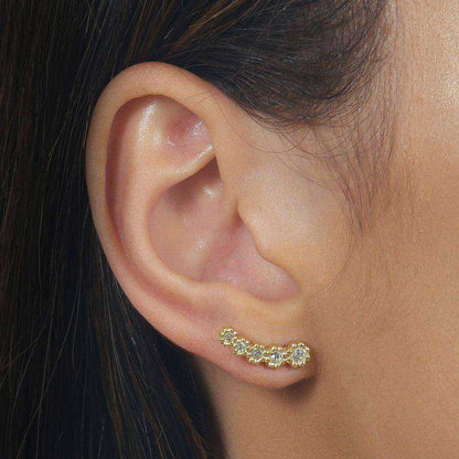 Brinco ear cuff dourado Ear Cuff Étoiles Simplicité em detalhe