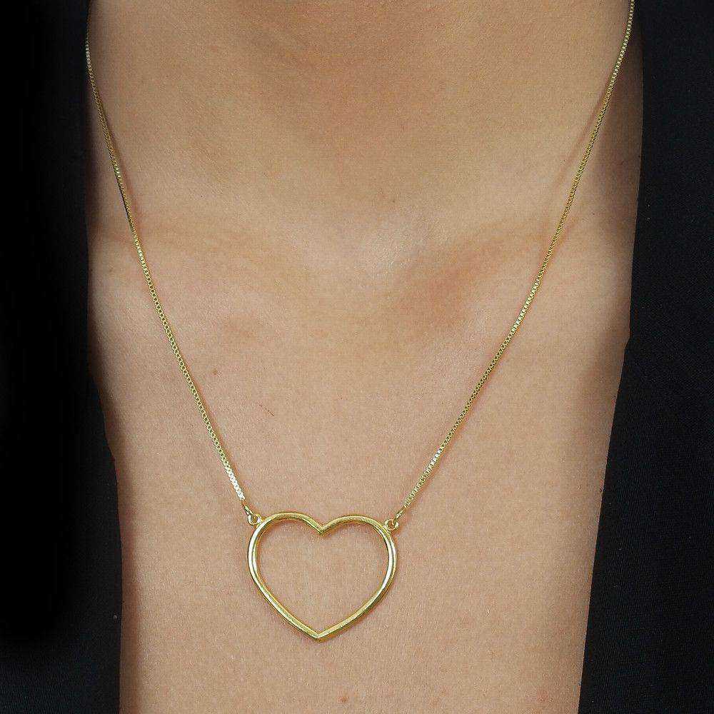 Colar dourado Cœur Ajouré Simplicité em detalhe