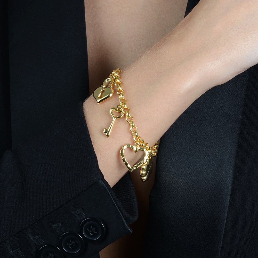 Pulseira dourada Bracelet Porte-Bonheur Simplicité em detalhe