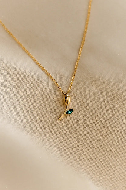 Colar dourado pingente folha com zircônia verde esmeralda Prata 925 Simplicité