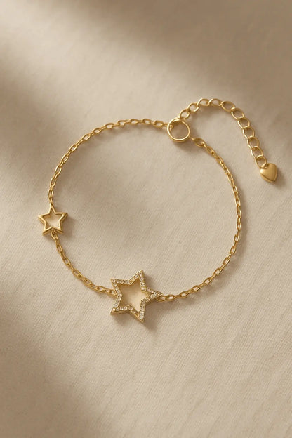 Pulseira dourada pingente estrela vazada design celestial Prata 925 Simplicité